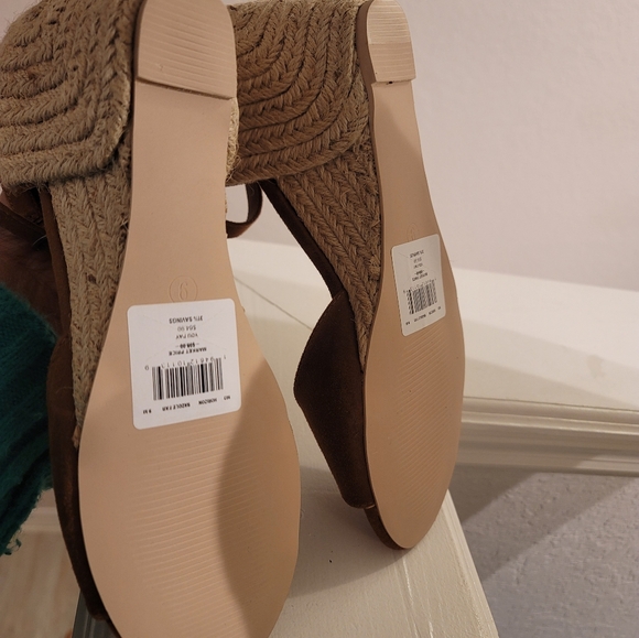 Coconuts by Matisse Tan Espadrille Sandals - Picture 4 of 5